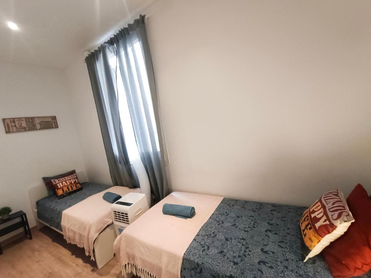 Private Rooms In Born Барселона Экстерьер фото